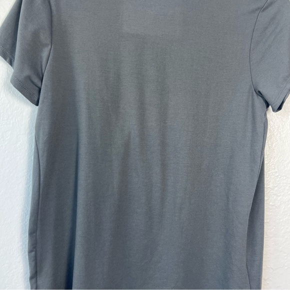 NWT Isabel Maternity Hello Little One Grey
Graphic Short Sleeve T-Shirt Size S - Picture 10 of 13